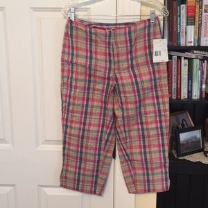 Liz Claiborne NWT plaid capris